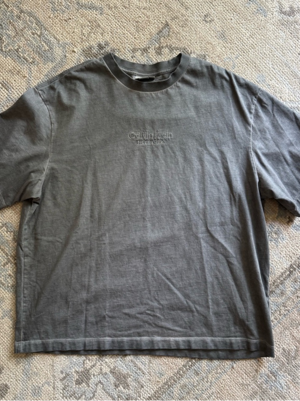 Calvin Klein Men’s Size L Faded Dye Logo Graphic Classic Crewneck T-Shirt